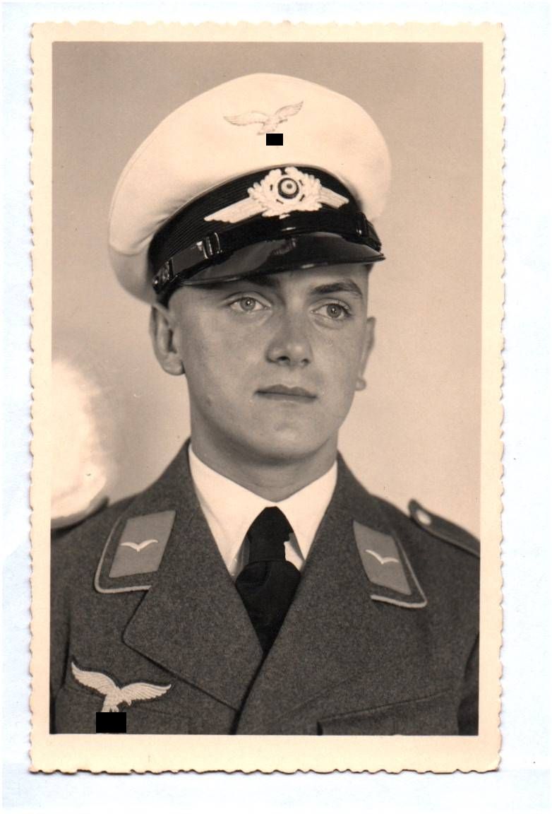 Portrait Foto Ak Luftwaffen Gefreiter Wei E Schirmm Tze Oschatz