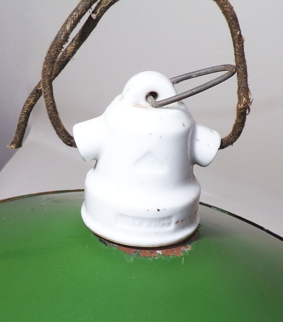 Alte Emaille Lampe Leuchte E27 Grün Weiss Porzellanfassung Werkstattlampe
