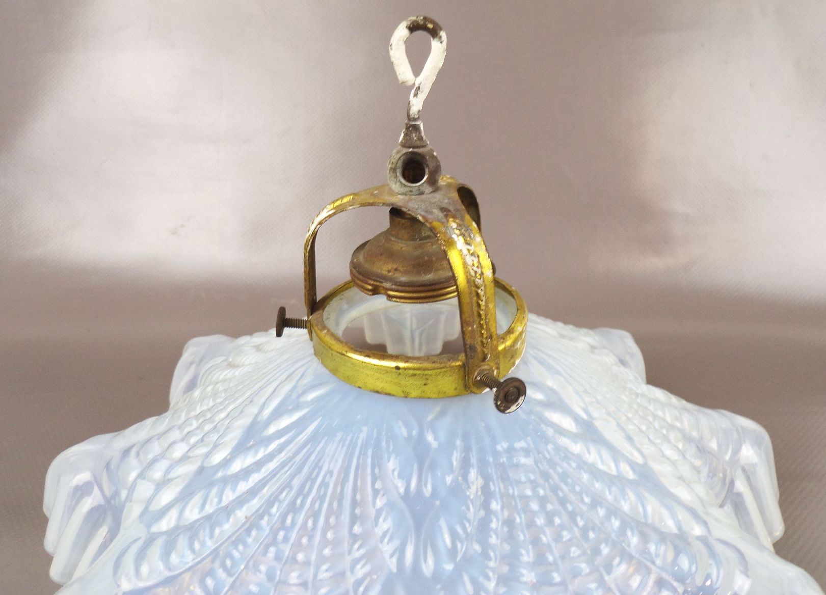 Alte Jugendstilleuchte Deckenlampe Milchglas um 1900 Messing