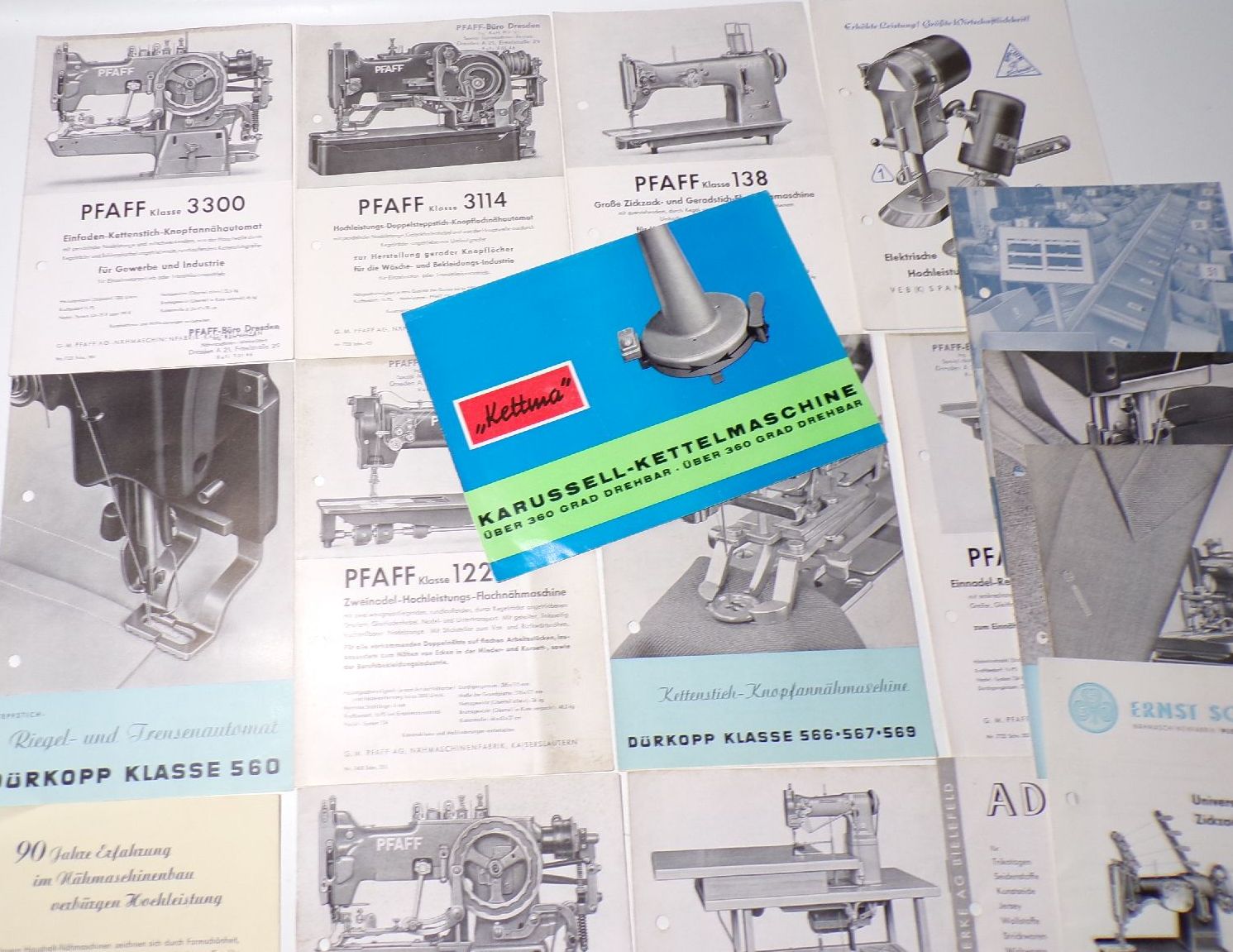 Konvolut Nähmaschinen Prospekte Bedienungsanleitungen Dürkopp Pfaff 
