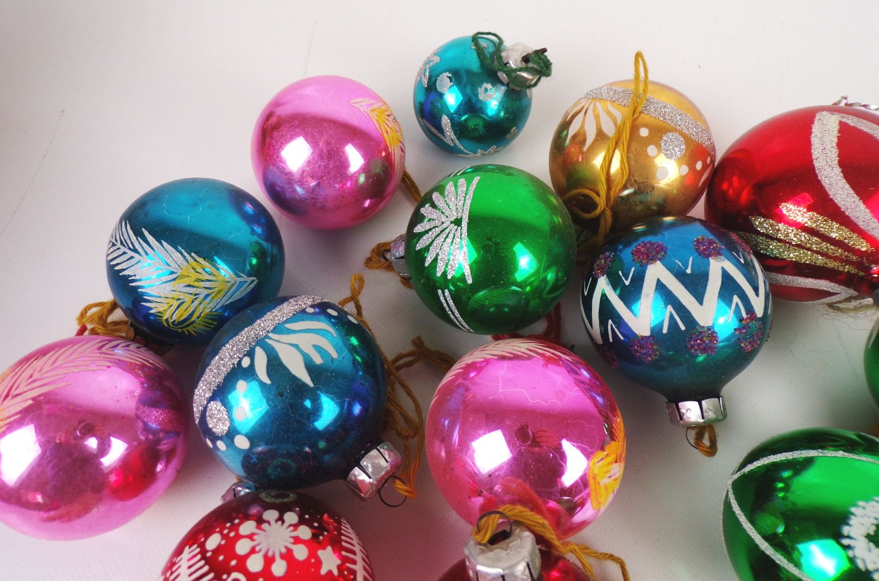 DDR Weihnachtskugeln Glas 16 Stück Bunt Vintage 