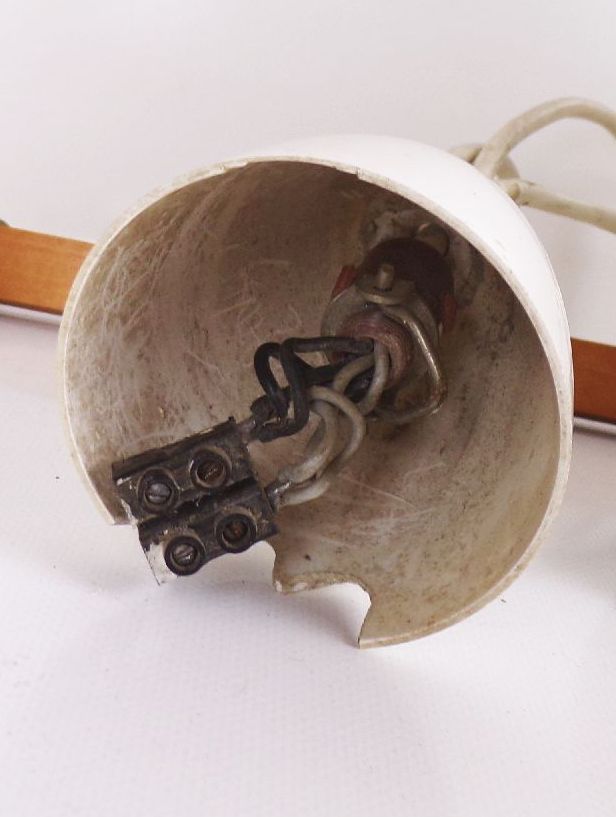 Alte Deckenleuchte Blau Rosa Pastell 3flamig E27 Pendelleuchte Alte Deckenleuchte Blau Rosa Pastell 3flamig E27 Pendelleuchte