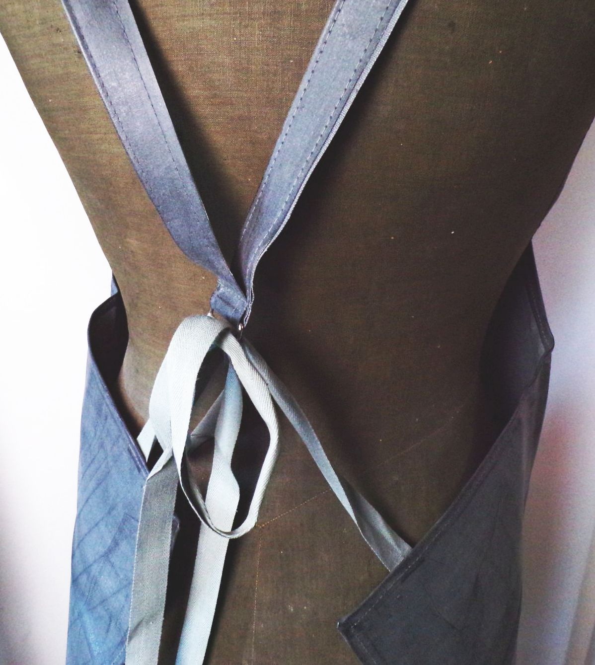 Alte Gummi Schürze Arbeitsschutz Grau DDR Vintage Alte Gummi Schürze Arbeitsschutz Grau DDR Vintage