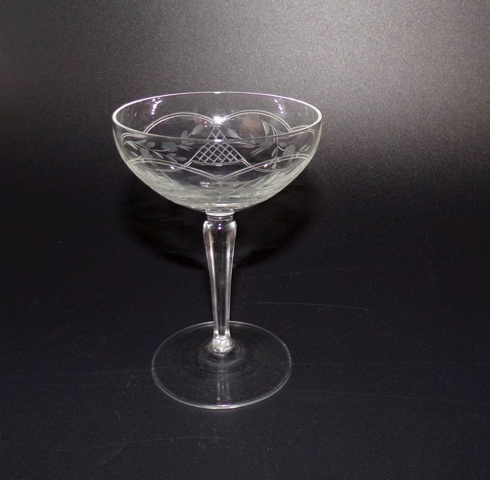 Alte Likörgläser geschliffenes Dekor 5 Stück transparent Vintage Gläser