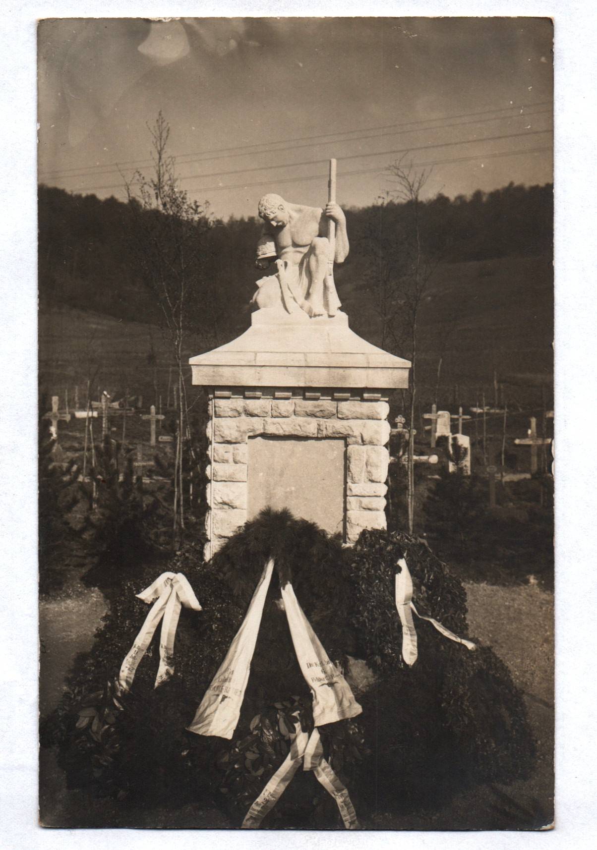 Foto Ak Woinville Frankreich 1916 Denkmal 