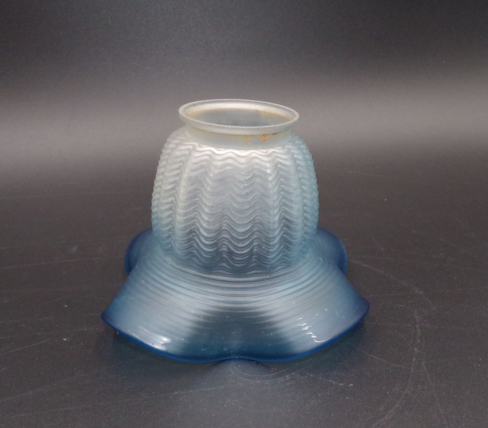 Alter Lampenschirm klein blau antik 