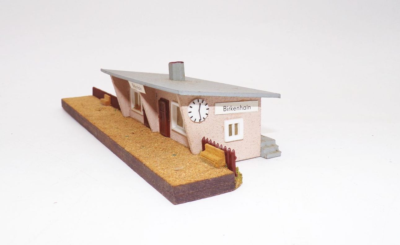 Altes Modell Haltstelle Birkenhain Holz 1950er Modellbau H0 TT