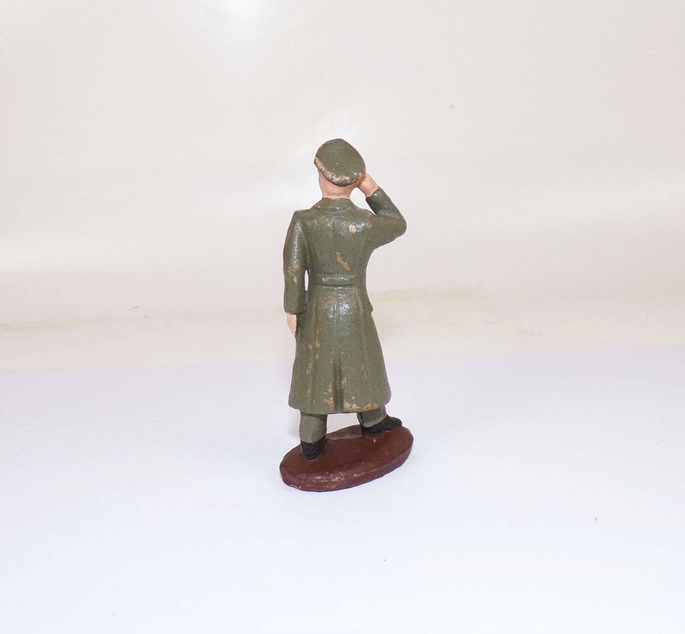 Alte Massefigur NVA Soldat im Mantel wohl Georg Blechschmidt