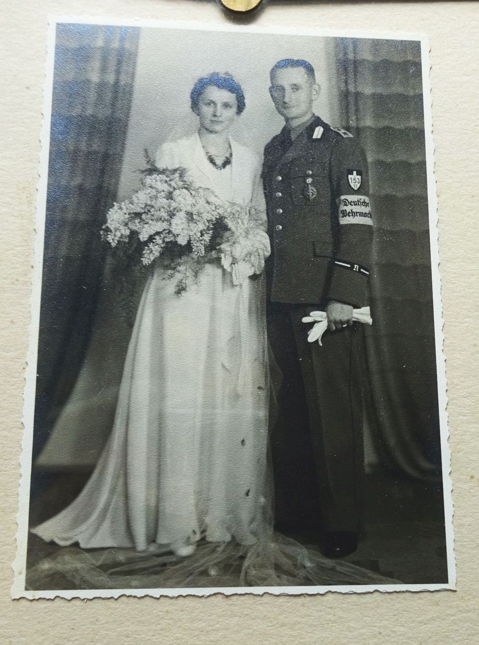 Foto RAD 153 Ärmelband 27 Abzeichen DRGM Bilderrahmen 2 WK WW2