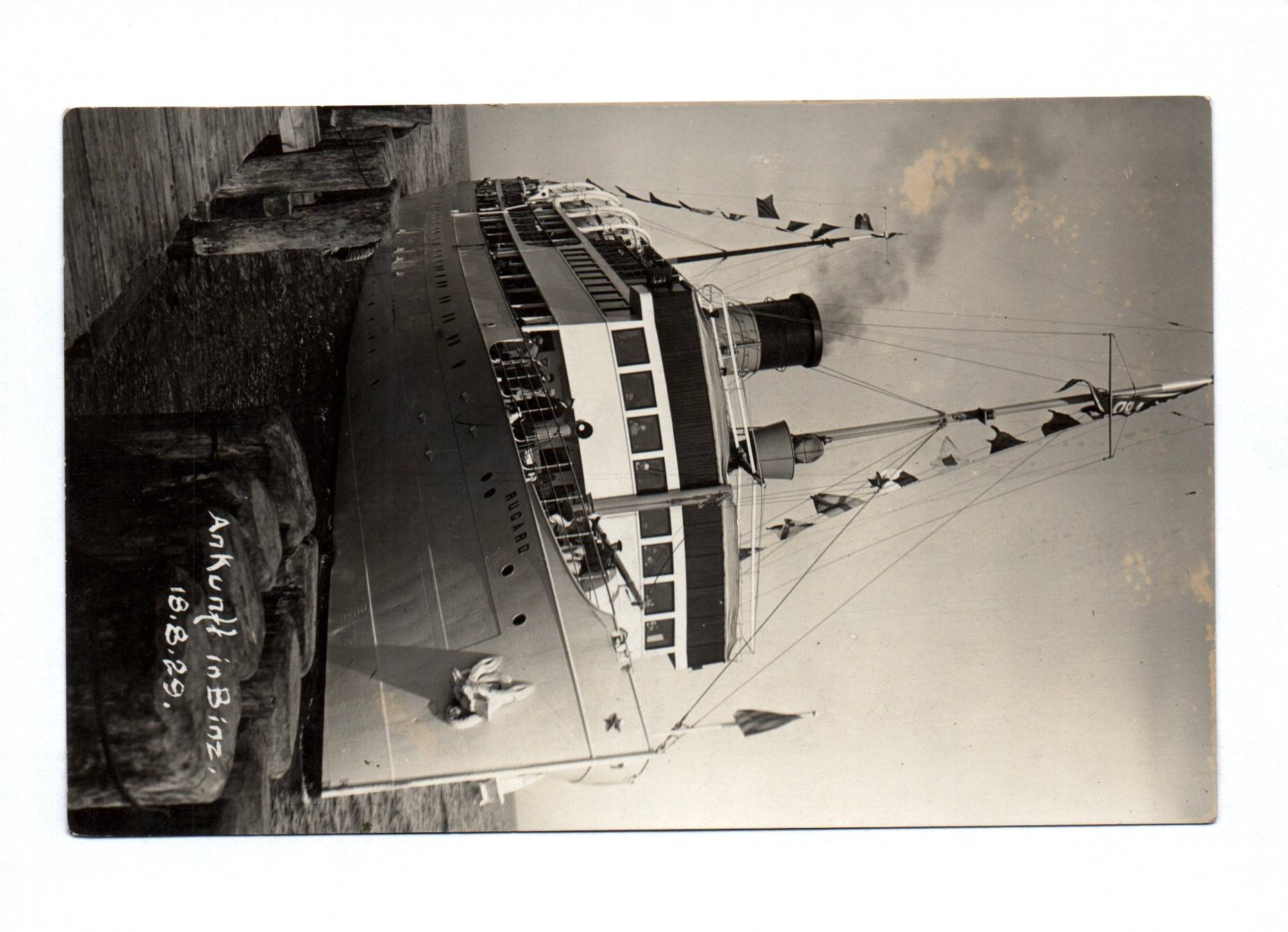 Foto Ak Ankunft in Binz 1929 Schiff Rugard