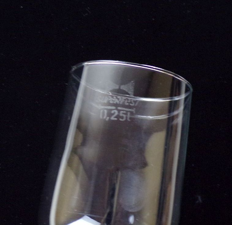 Altes Glas Superfest DDR 0,25 L vintage Trinkglas