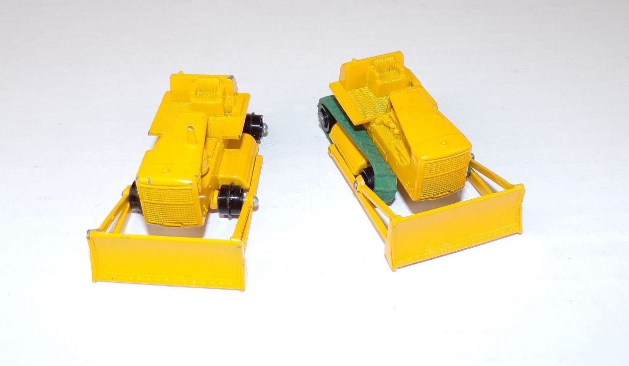 Alte Lesney Matchboy 2 Modelle Caterpillar D8 Bulldozer No 18 vintage Alte Lesney Matchboy 2 Modelle Caterpillar D8 Bulldozer No 18 vintage