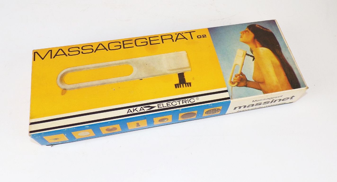 Altes Massagegerät DDR Aka electric mit OVP Altes Massagegerät DDR Aka electric mit OVP