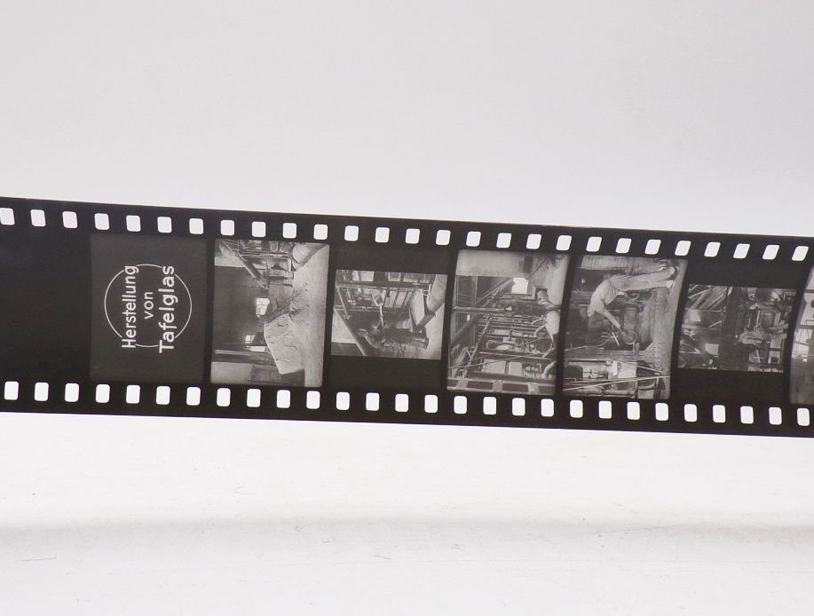 Rollfilm Tafelglas Kristallglas Schleiferei 24 Bilder Antik Diafilm Rollfilm Tafelglas Kristallglas Schleiferei 24 Bilder Antik Diafilm