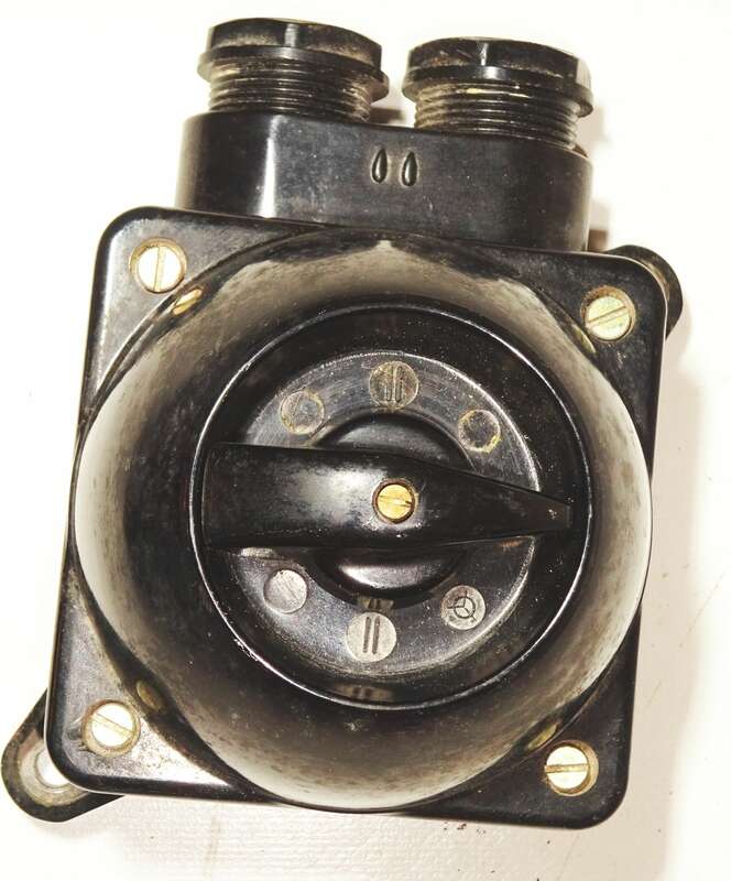 Alter Bakelit Feuchtraum Schalter Stufenschalter XL Industrie Design Loft