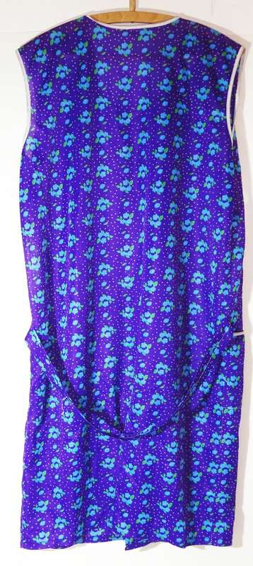 Kittelschürze DDR Polyester Dederon 70er 80er Original Schürze Kittelschürze DDR Polyester Dederon 70er 80er Original Schürze