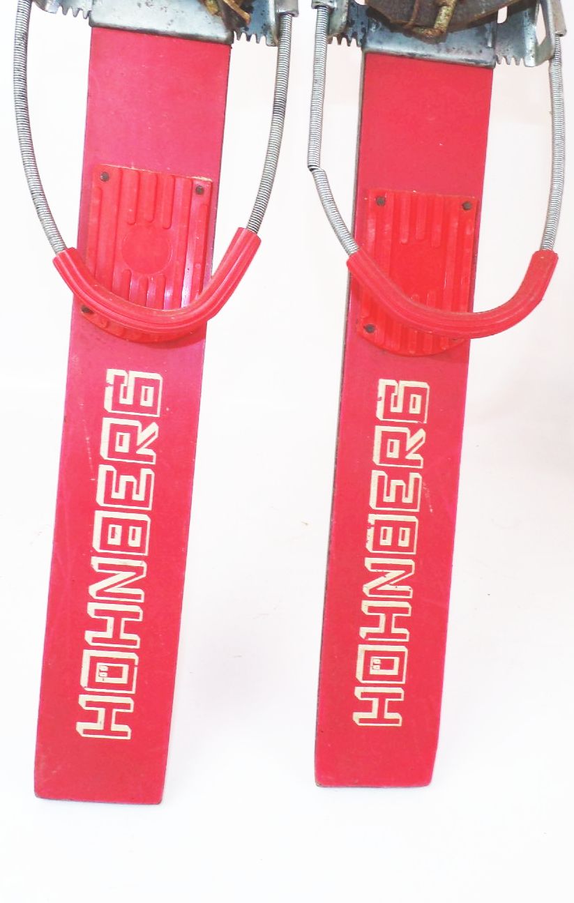 DDR Kinderski Höhnberg MULTIPL 4 KS720 Rot mit Stöcken