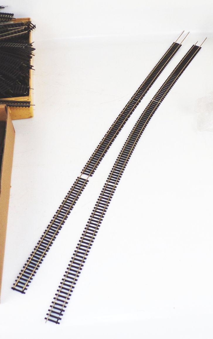 XL Konvolut Gleise Weichen Schienen TT und H0 Gleismaterial