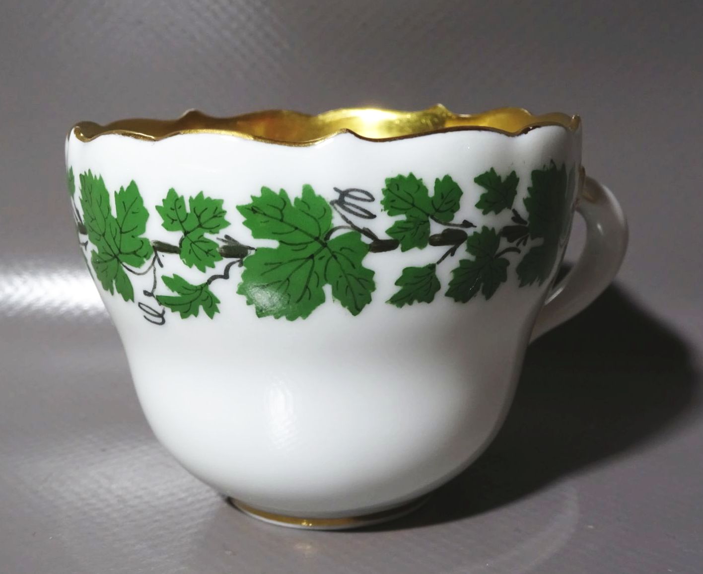 Meissen Mokka Gedeck Schwanenhals Weinlaub Goldrand 1 Wahl Porzellangedeck 2 teilig 