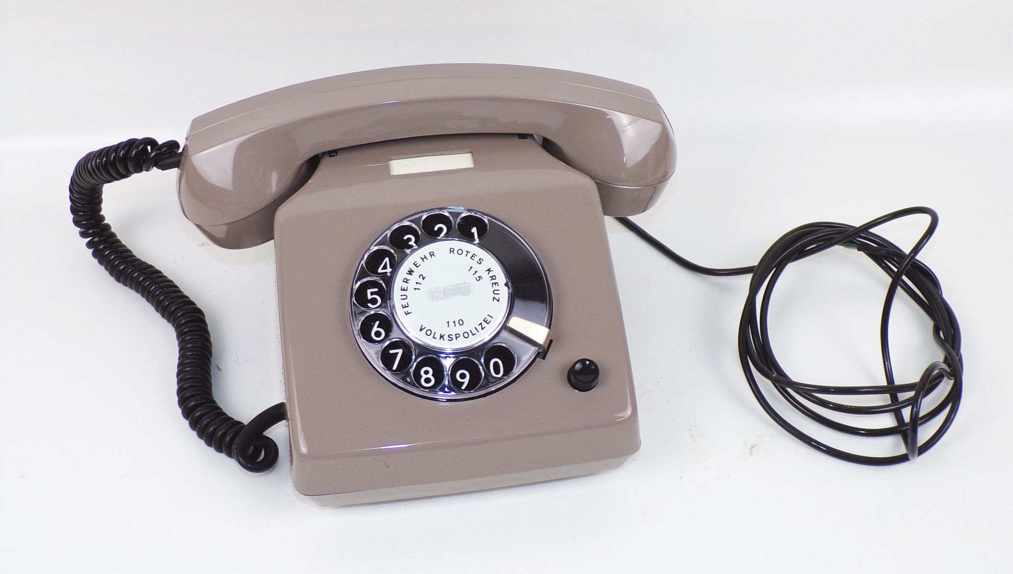 Wählenscheiben Telefon DDR Volkspolizei Rot Kreuz Feuerwehr 