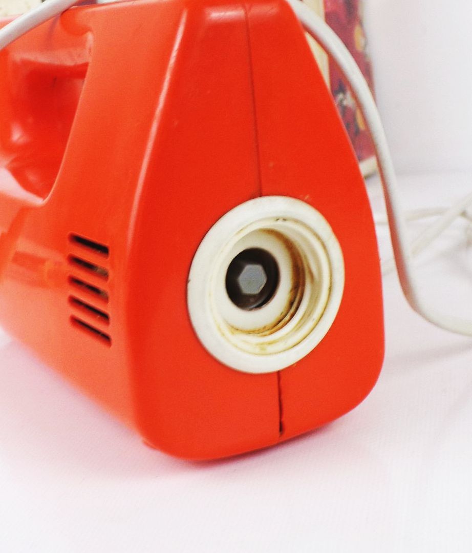 RG28s Mixer DDR Handrührgerät orange Schneebesen Pürierstab mit Originalkarton RG28s Mixer DDR Handrührgerät orange Schneebesen Pürierstab mit Originalkarton