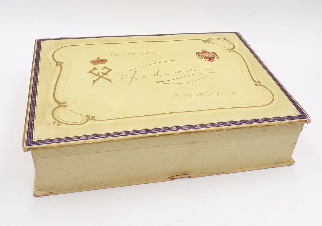 Alte Schaupackung Tangermünde Feodora Festgeschenk 1930er Schokolade Reklame Alte Schaupackung Tangermünde Feodora Festgeschenk 1930er Schokolade Reklame
