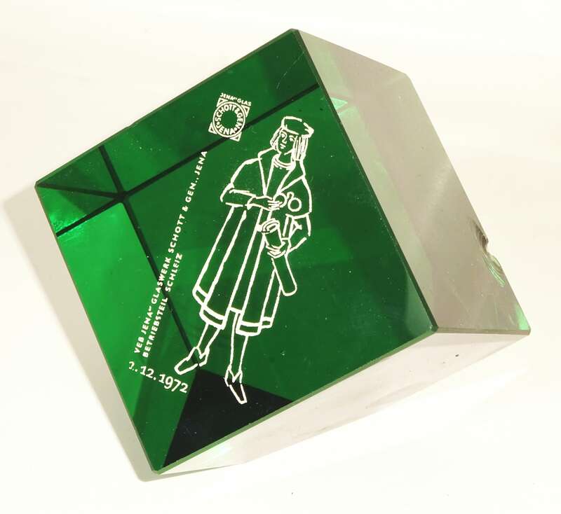 Auszeichnung VEB Jena Glaswerk Schott 1972 Briefbeschwerer paperweight