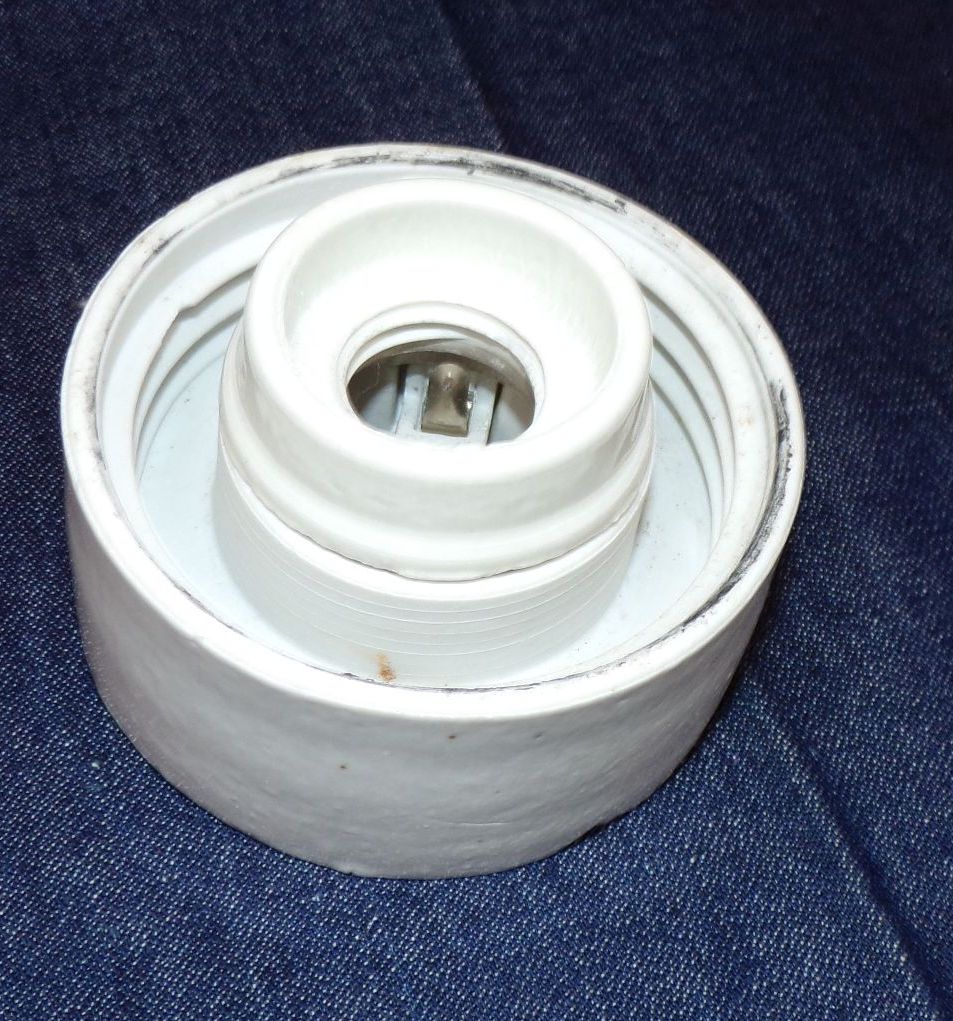 Alte Kellerlampe Kugellampe E27 Leuchte Bauhaus Glas Keramik 