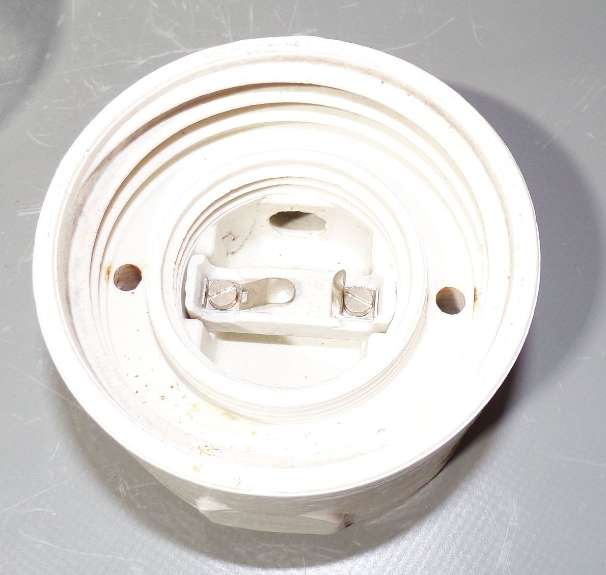 Alte Glaskolbenlampe Porzellan Glas Deckenlampe Kellerlampe Loft Deko