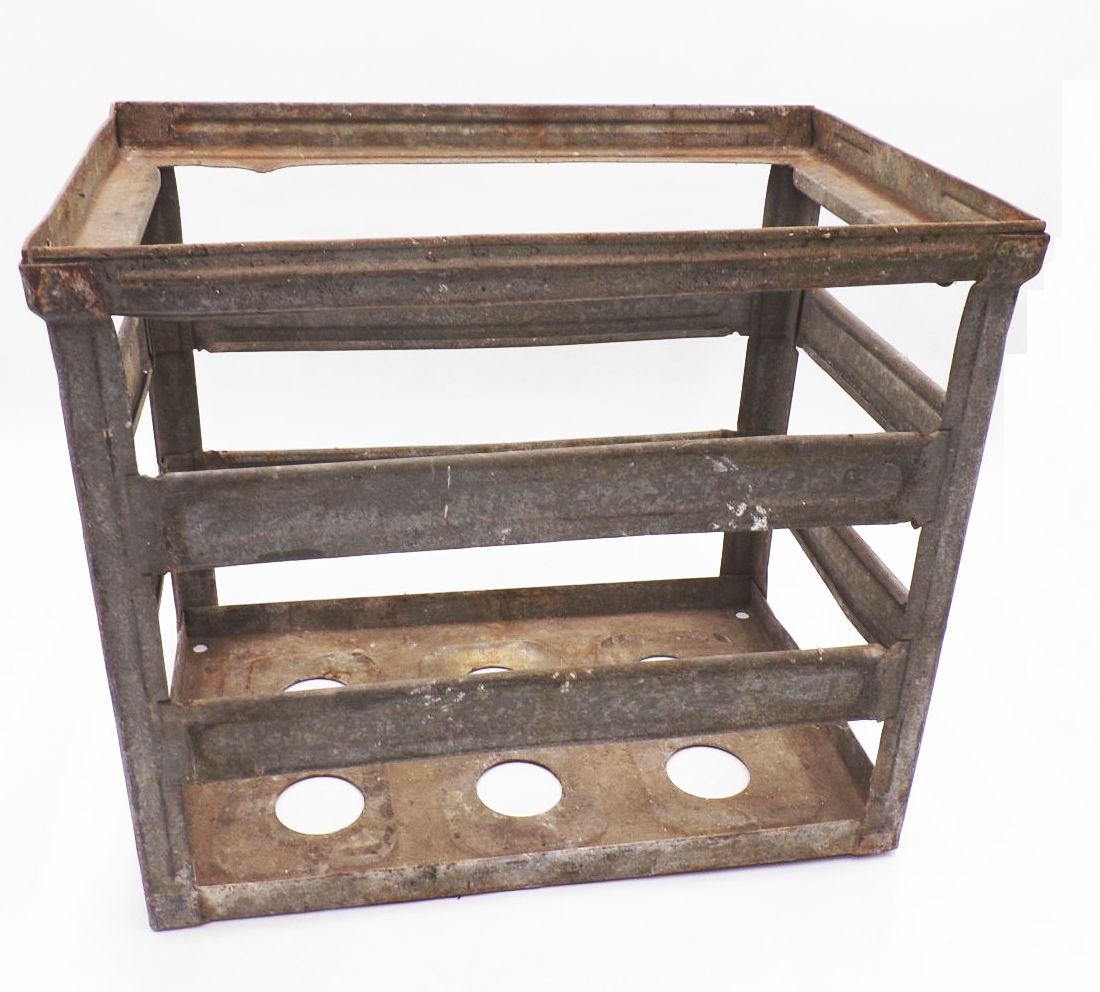 Alte Metallkiste BAT Box Transport DDR Pflanzgefäß Deko Alte Metallkiste BAT Box Transport DDR Pflanzgefäß Deko