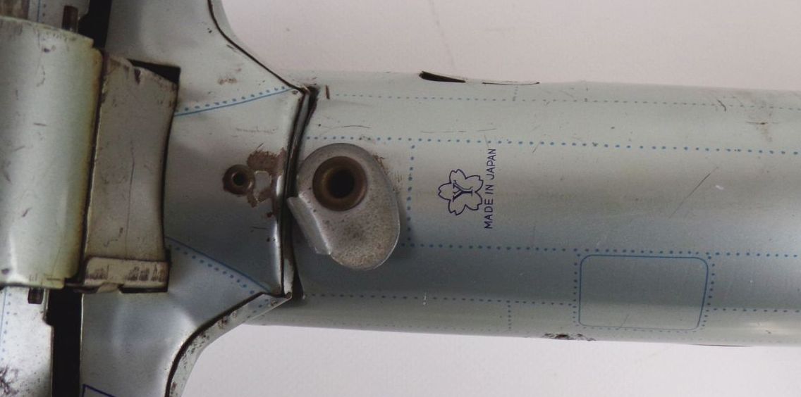 Blechflugzeug American Airlines N4070A Made in Japan 60 cm Spannweite