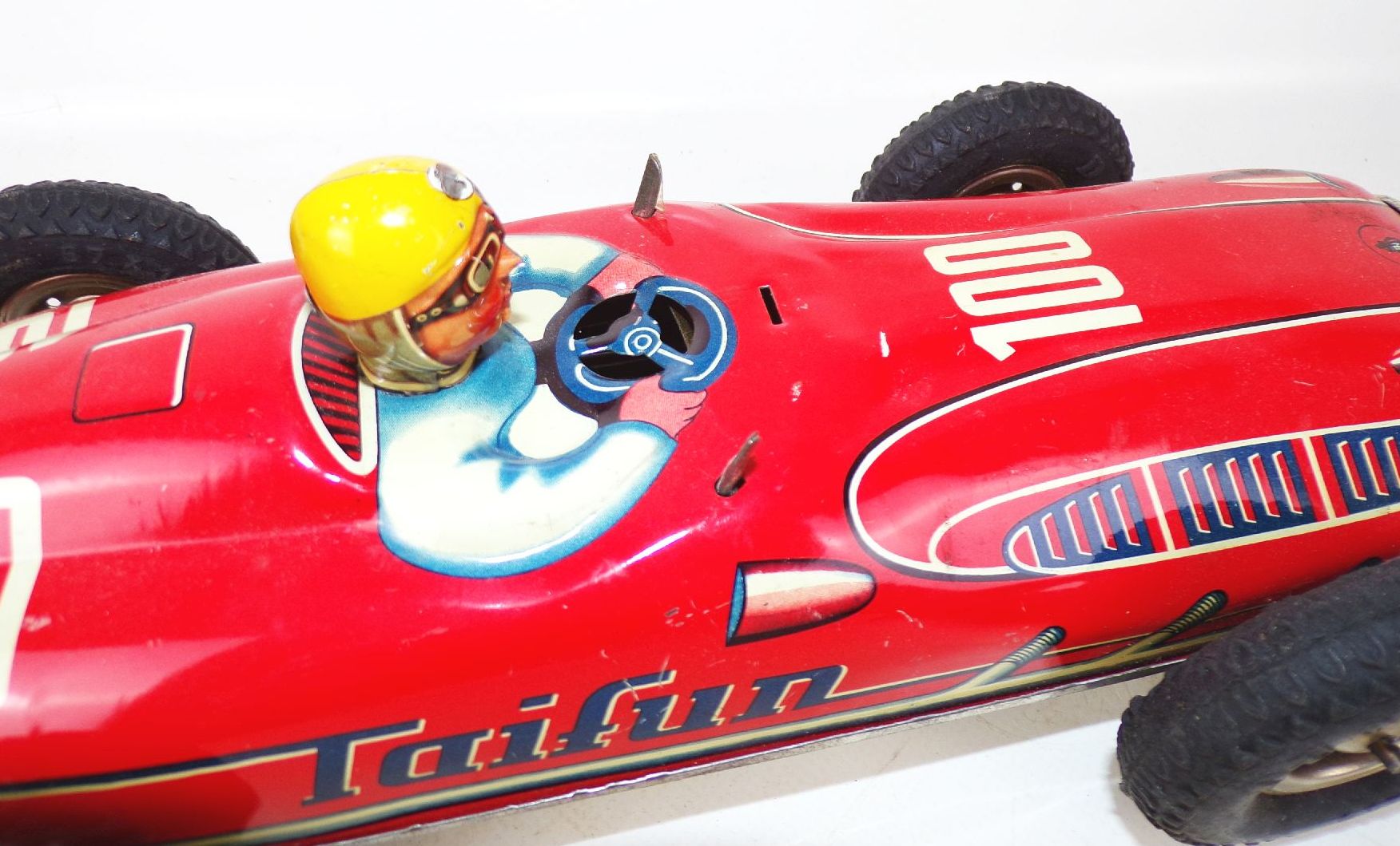 Alter Taifun Rennwagen Blechspielzeug Vintage Rennauto Alter Taifun Rennwagen Blechspielzeug Vintage Rennauto