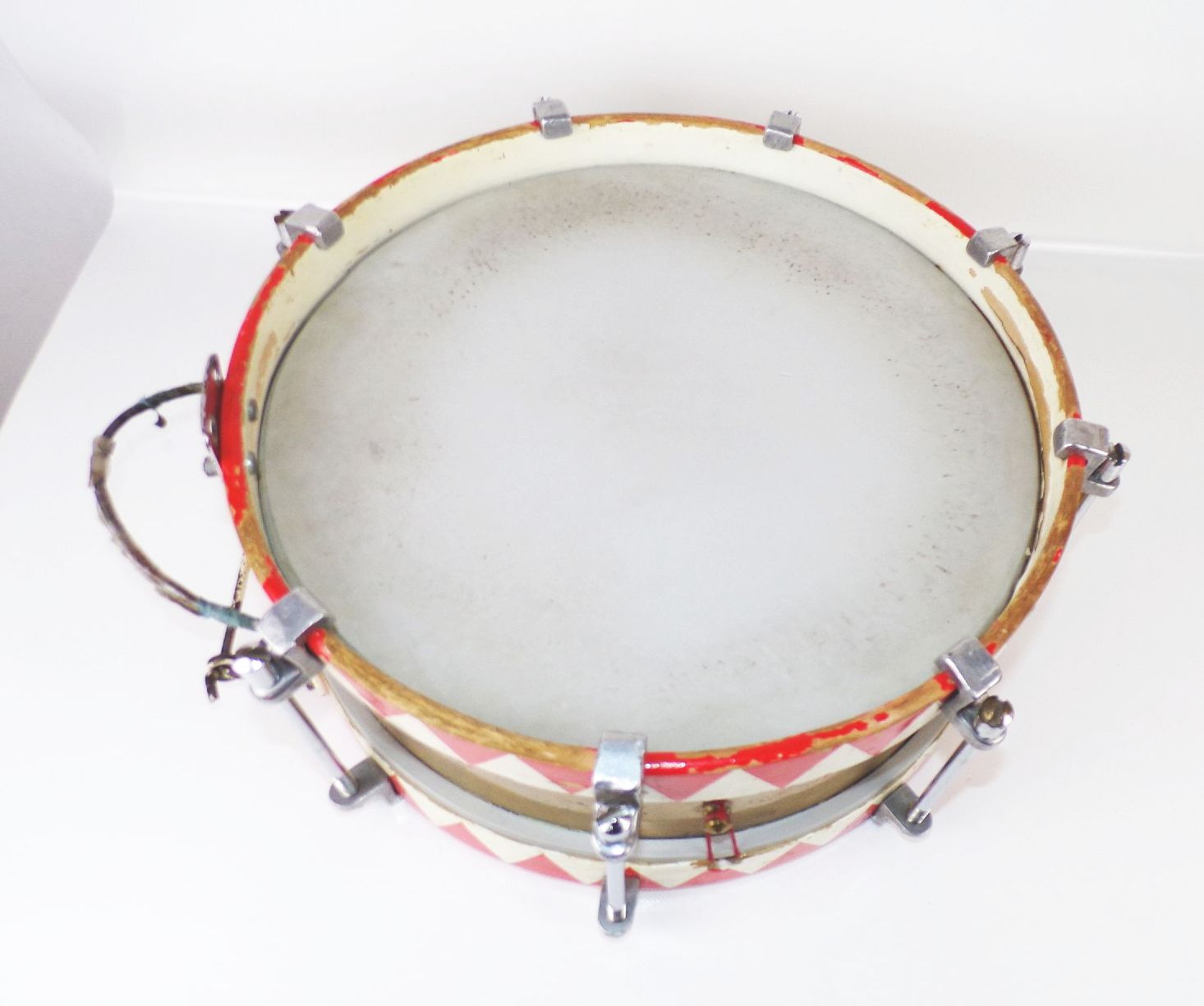 Alte Trommel Marschtrommel mit drumsticks Vintage Musikinstrument Drums