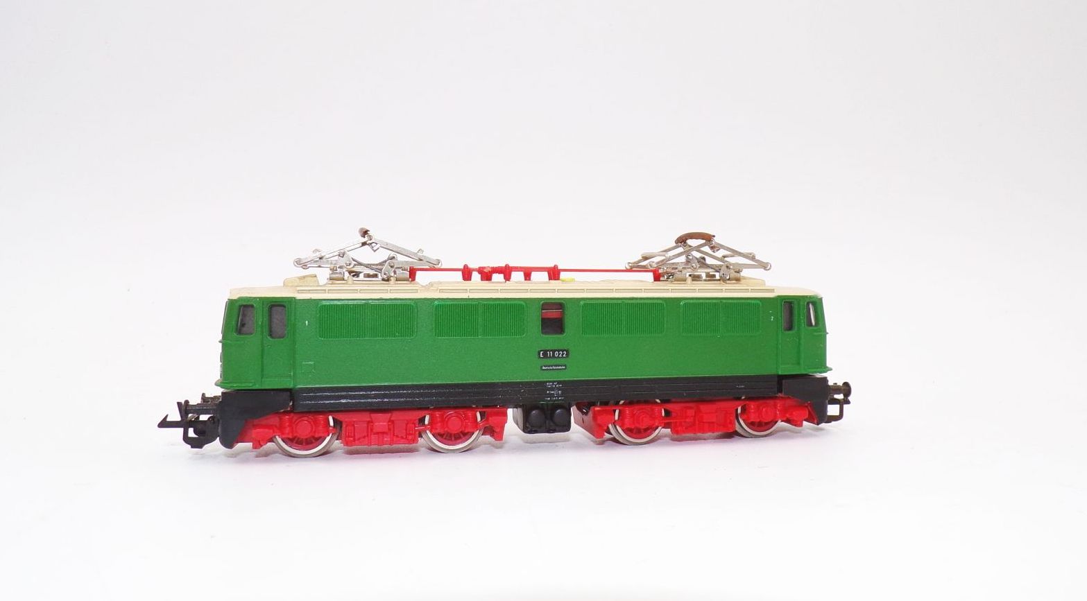 Zeuke E Lok E11 grün Spur TT Zeuke E Lok E11 grün Spur TT