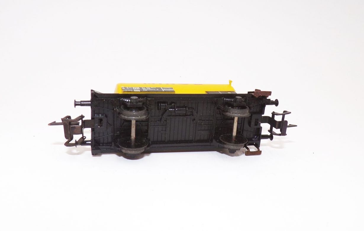 Zeuke TT Minol Kesselwagen analog DDR Zeuke TT Minol Kesselwagen analog DDR