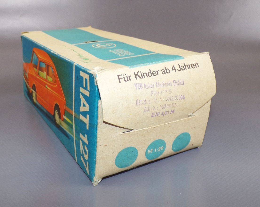 Anker Fiat 127 Rot mit Originalkarton