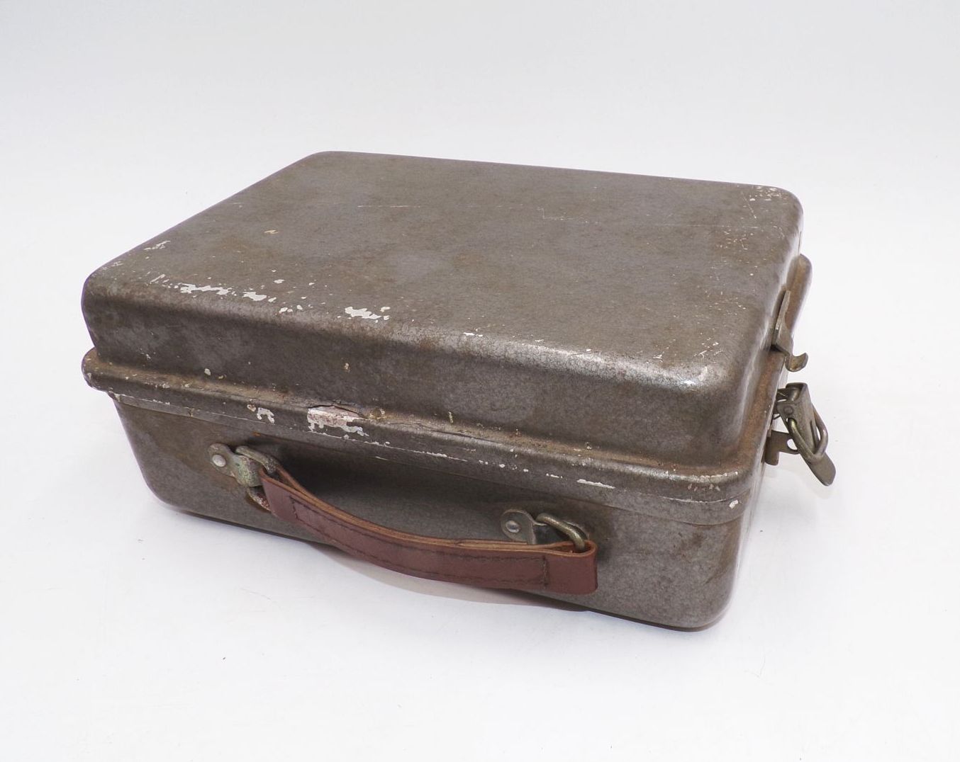 Altes Vielfachmessgerät des Typs U 4317 UdSSR Messgerät Altes Vielfachmessgerät des Typs U 4317 UdSSR Messgerät