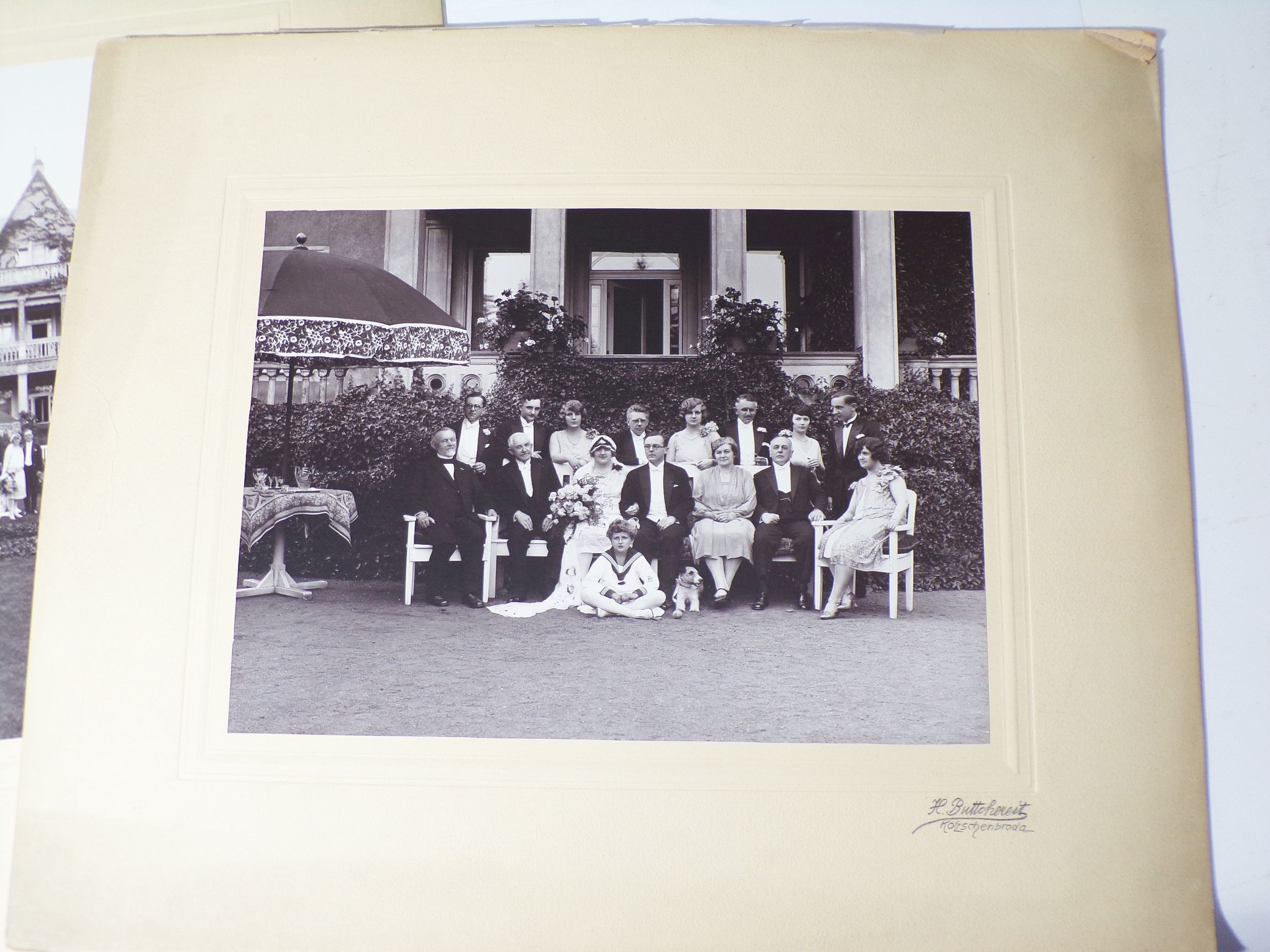 2 x Foto Villa Radebeul Hochzeitsgesellschaft um 1910 Buttchereit Fotografie 