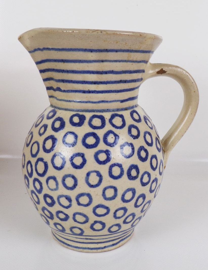 Alter Ton Krug blau weiß bäuerliche Deko Alter Ton Krug blau weiß bäuerliche Deko