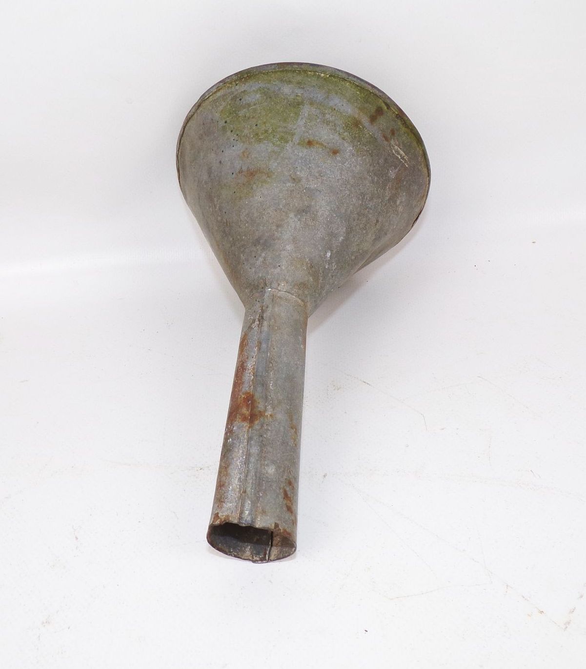 Alte Zink Tülle für Giesskanne Ersatztülle Bewässung vintage