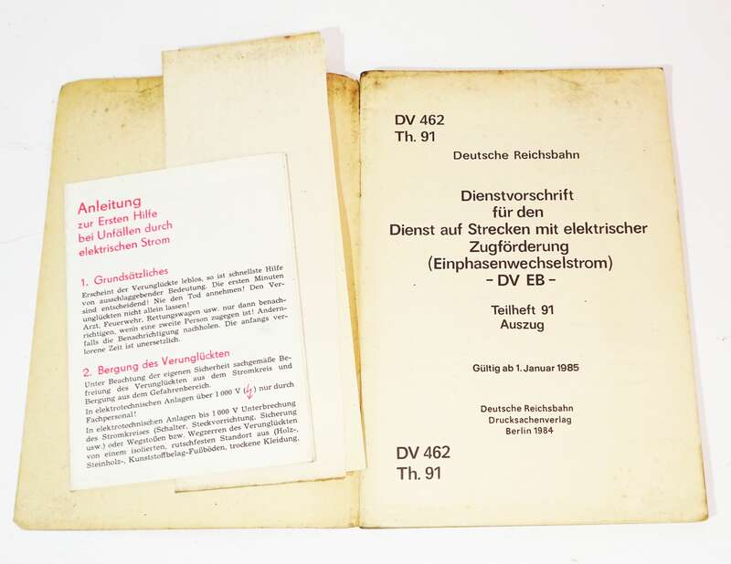 Dienstvorschrift Dienst auf Strecken mit elektrischer Zugförderung 1984 DR