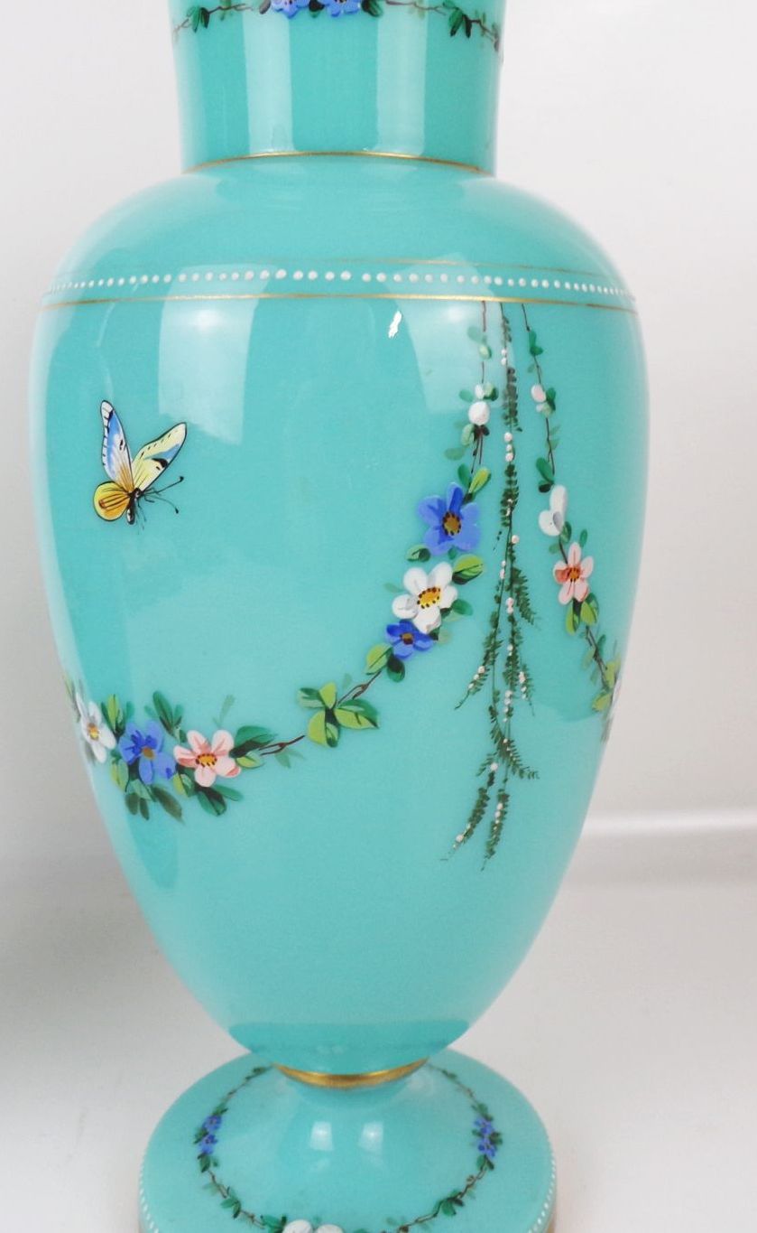 Alte Vasen Opalglas Emailmalerei um 1890 Böhmen 