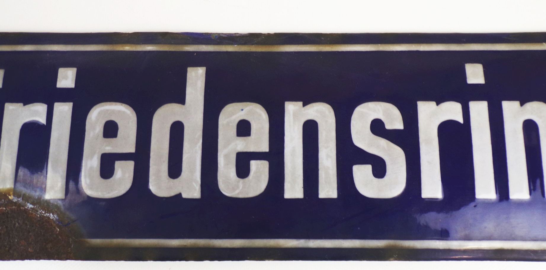 Altes Straßenschild Friedensring Emailschild blau weiß Sammler Deko Altes Straßenschild Friedensring Emailschild blau weiß Sammler Deko