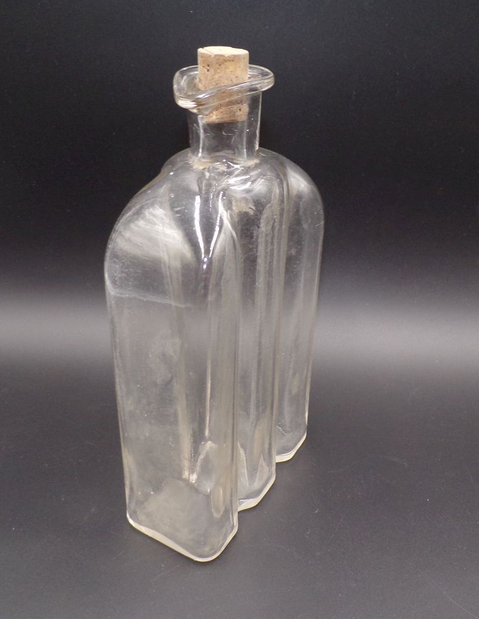 Alte Glasflasche transparent Antik Glas Deko 