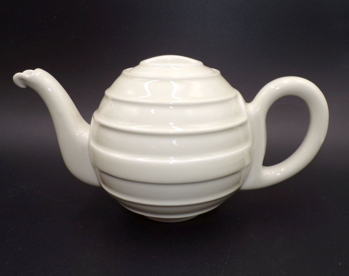 WMF Teekanne Kugel Bauhaus Design Bauscher Weiden DRP Hammerschlag