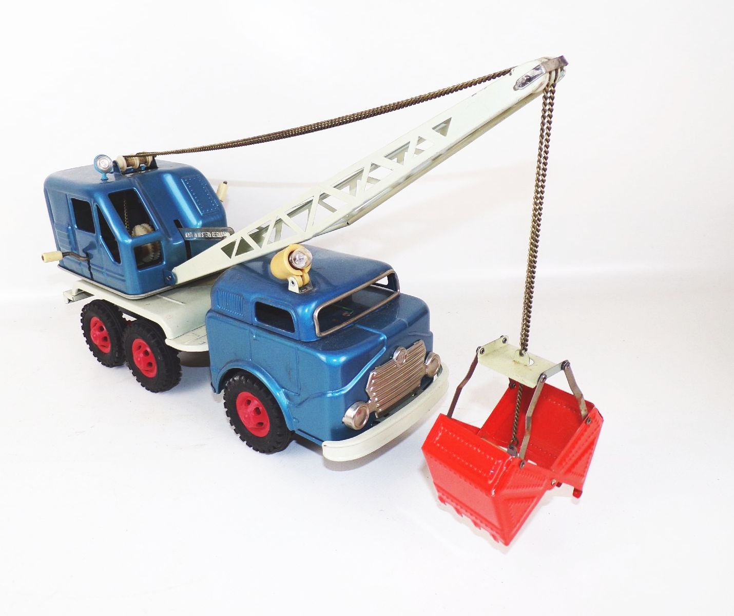 Alter Gama Kranwagen Büssing mit Originalkarton Alter Gama Kranwagen Büssing mit Originalkarton