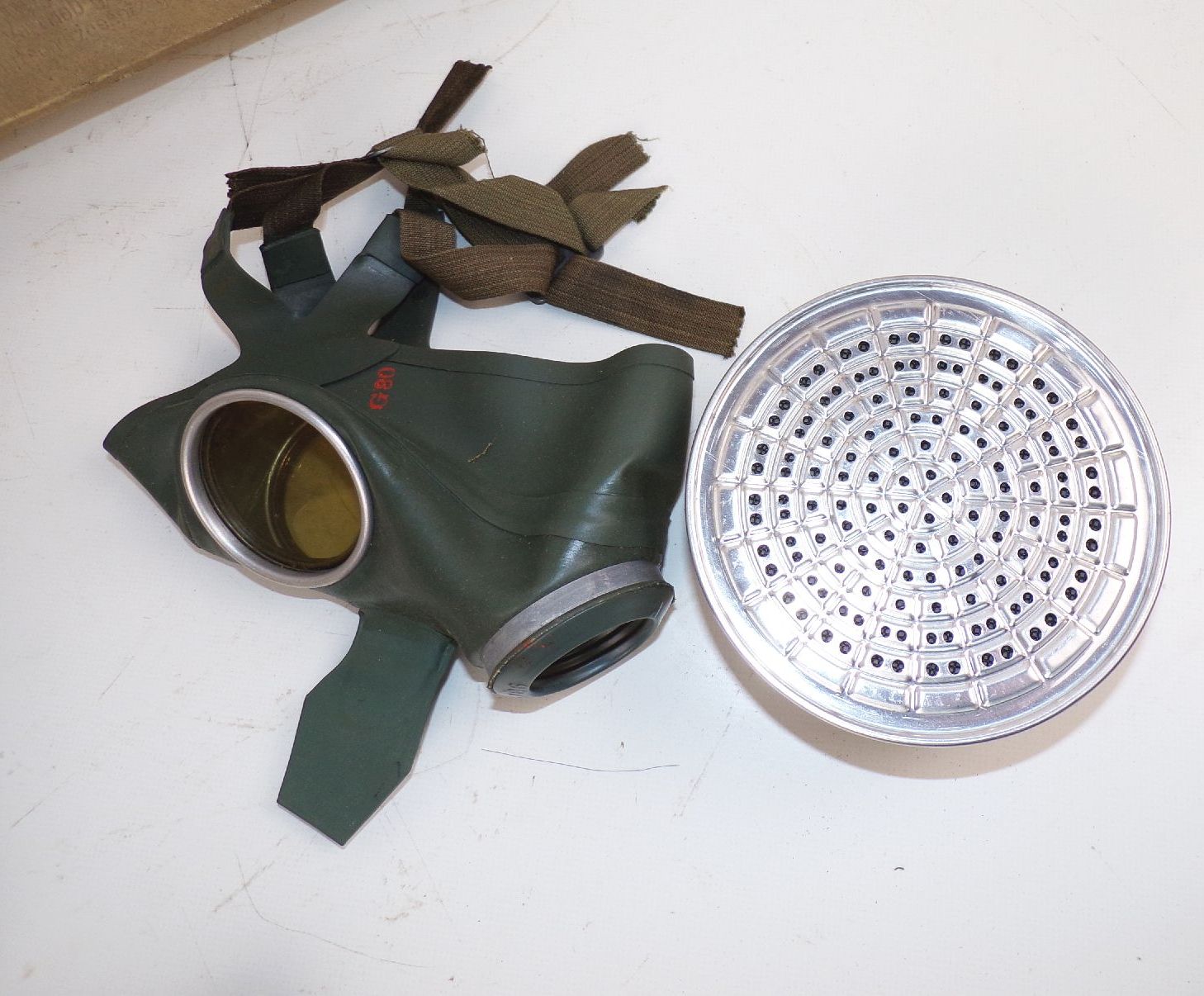 Alte Gasmaske 2 Wk Luftschutz Volksgasmaske G80 unbenutzt Originalkarton 