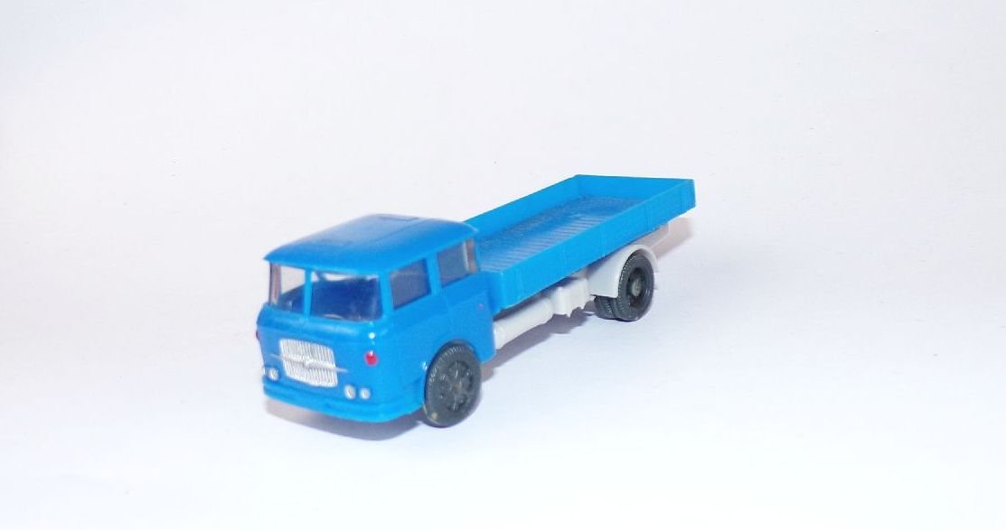 Alter Skoda LKW Pritsche H0 blau wohl Permot Hruska Alter Skoda LKW Pritsche H0 blau wohl Permot Hruska