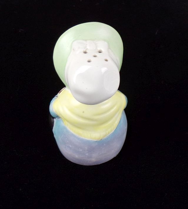 Alte Salzstreuer Pfefferstreuer Figuren googly Porzellan Figuren