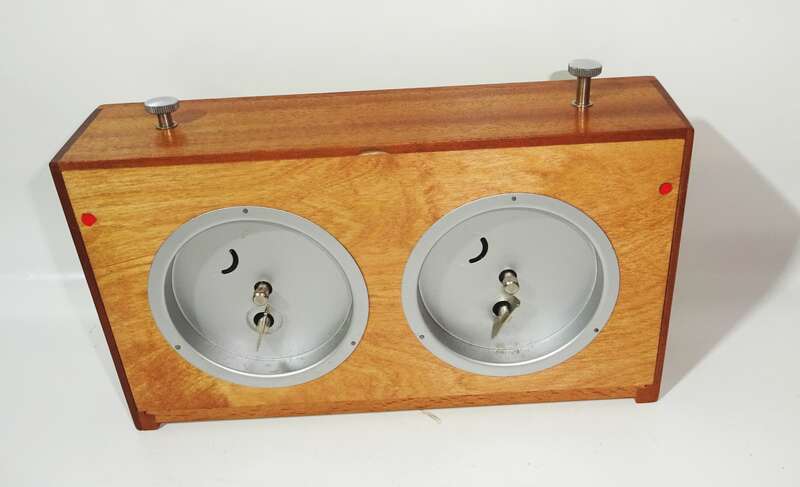 Ruhla Garde Schachuhr OVP DDR